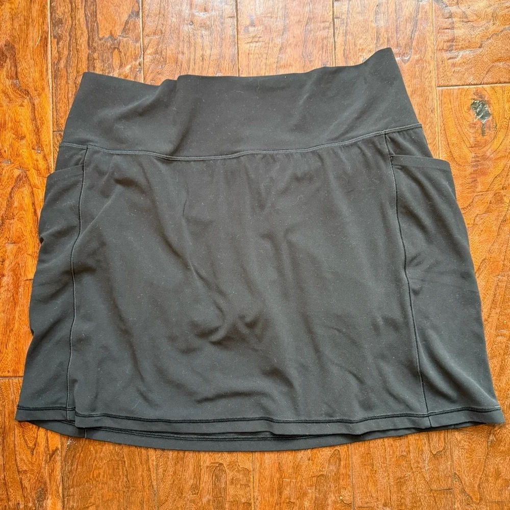 Athleta Salutation Stash Pocket 16.5" Skort High Rise XL Black - Picture 2 of 7